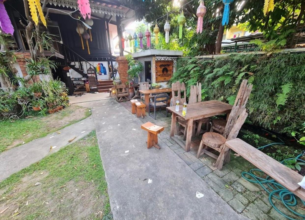 Albergue Nearthepark Backpack Boutique House Chiang Mai Exterior foto